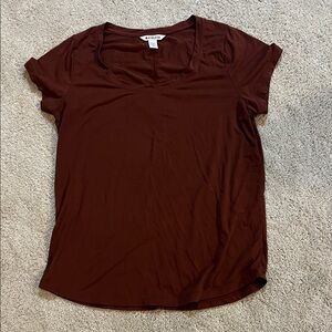 Athleta Deep Brown Short Sleeve Tee